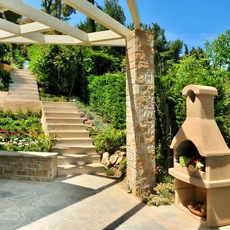 The Sani Jewels, Nafsika With Private Pool